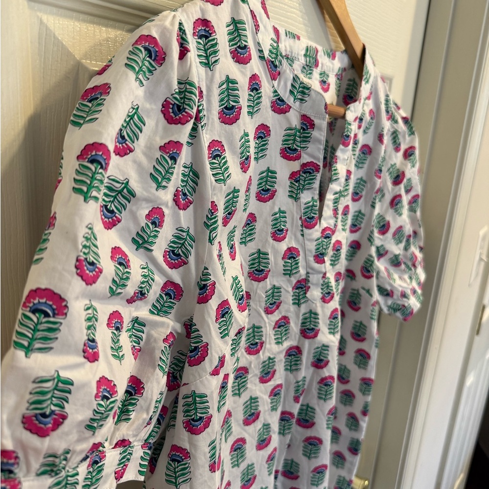 J. Crew White Top with Pink Floral & Green Leaf Pattern - Picture 3 of 8